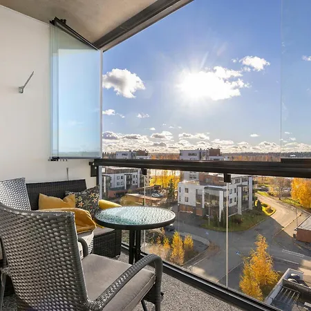 Valoisa Parvekkeella Ja Jaervinaekoealalla Apartamento Hämeenlinna