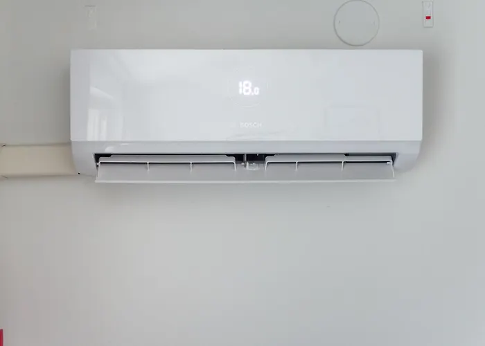 Valoisa Parvekkeella Ja Jaervinaekoealalla *